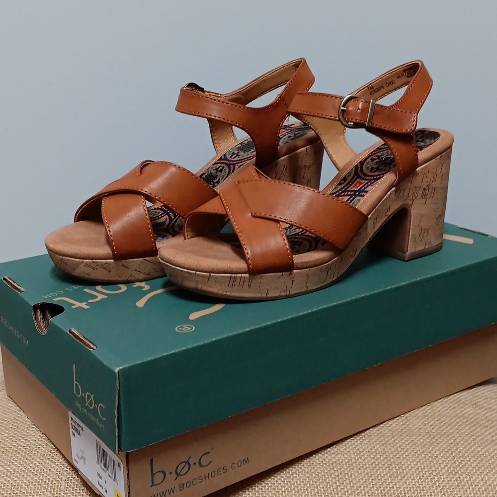B O C Dorinda shoes, size 7M